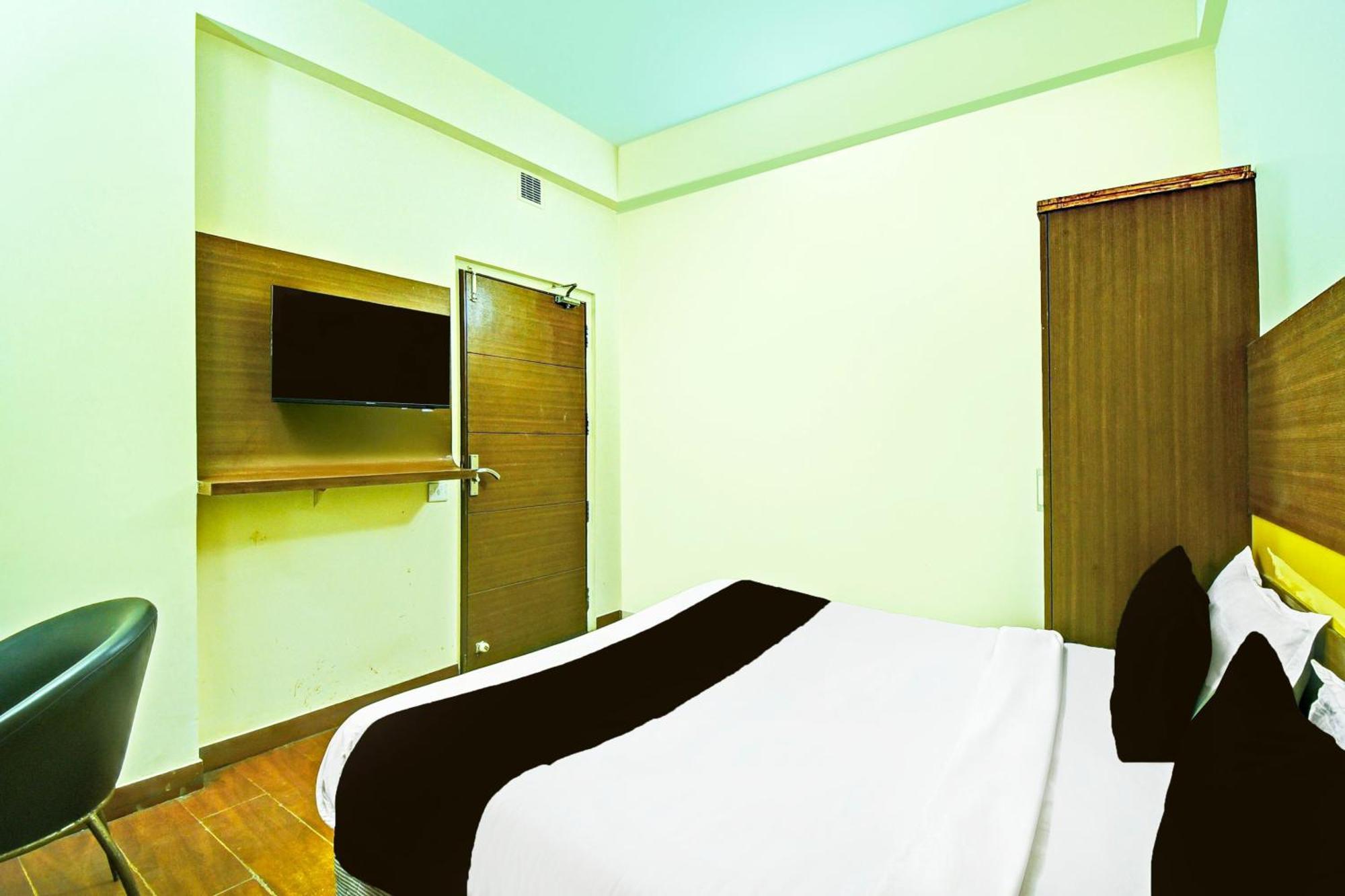 Super Townhouse Amrapali Circle Formerly Hotel Aqua Jaipur Exteriör bild