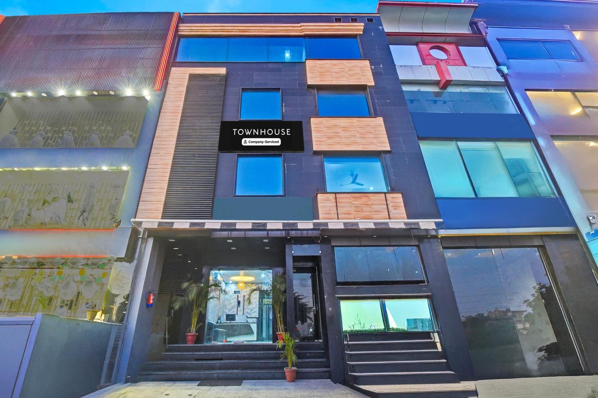 Super Townhouse Amrapali Circle Formerly Hotel Aqua Jaipur Exteriör bild