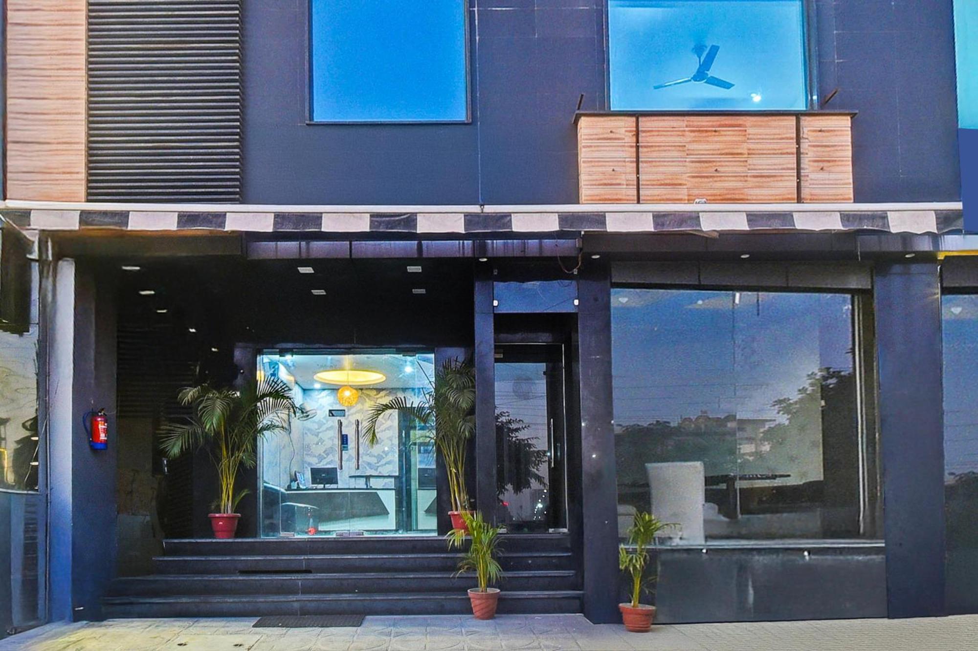 Super Townhouse Amrapali Circle Formerly Hotel Aqua Jaipur Exteriör bild